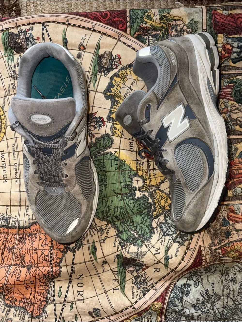 New Balance Gray and Navy Men's Athletic Sneakers